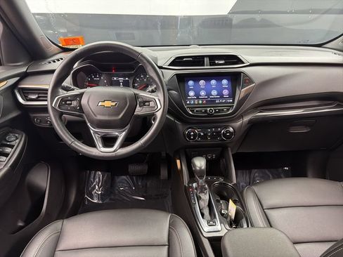Used 2023 Chevrolet TrailBlazer ACTIV w/ Convenience Package AWD/4WD image 7