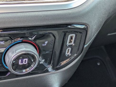 Used 2022 Chevrolet Silverado 1500 LT w/ Protection Package image 29