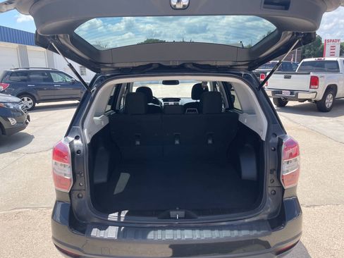 Used 2015 Subaru Forester 2.5i Premium w/ All-Weather Package AWD/4WD image 12