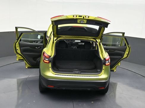 Used 2021 Nissan Rogue Sport SV FWD image 35