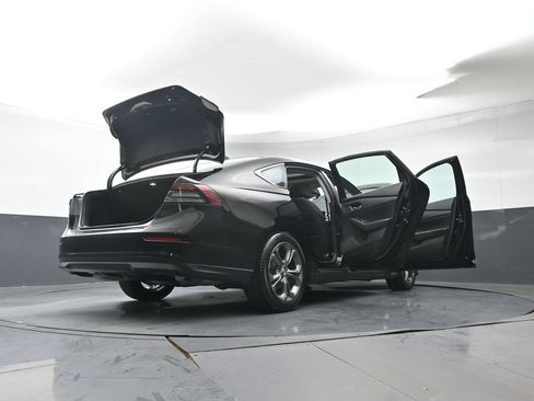 Used 2023 Honda Accord EX image 50