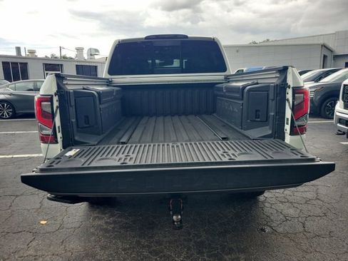 Used 2021 Nissan Titan Platinum Reserve w/ Moonroof Package AWD/4WD image 9