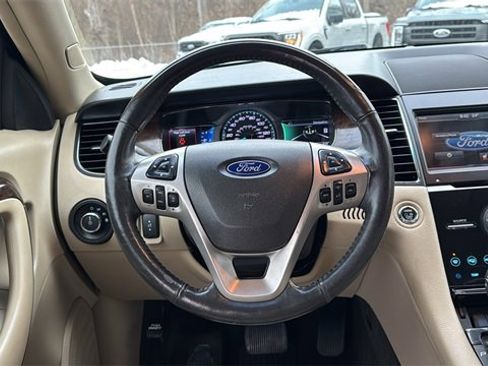 Used 2014 Ford Taurus Limited w/ Equipment Group 301A image 15