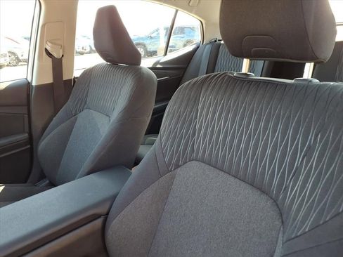 Used 2025 Toyota Camry LE image 12