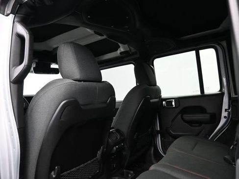 Used 2024 Jeep Wrangler Unlimited Rubicon w/ Technology Group AWD/4WD image 24