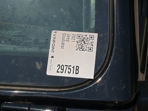 Used 2021 Jeep Gladiator Overland AWD/4WD image 35