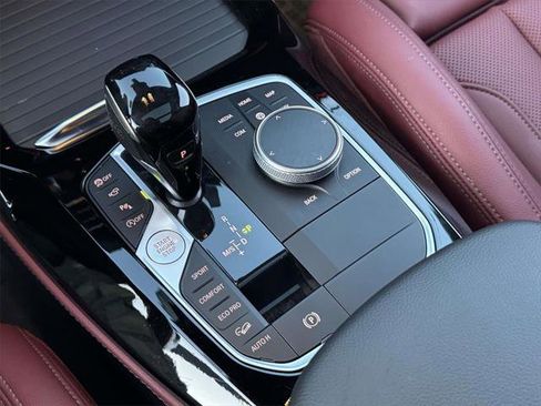 Used 2024 BMW X4 xDrive30i w/ Premium Package image 29