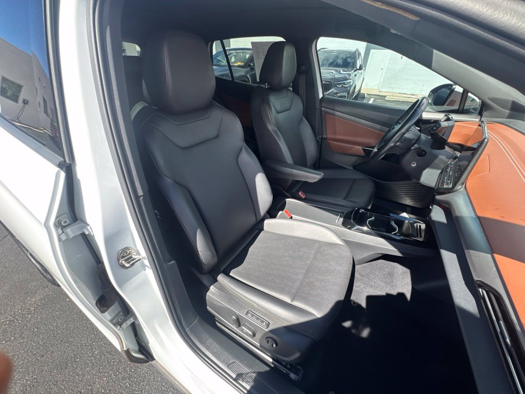 Used 2021 Volkswagen ID.4 Pro S RWD image 25