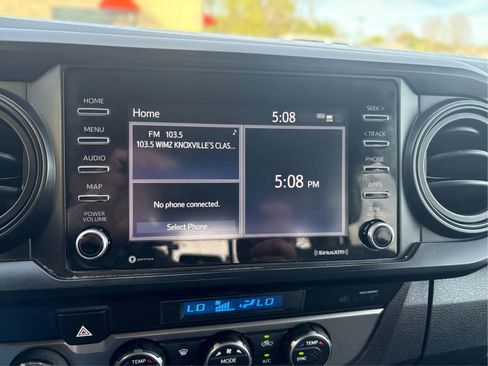 Used 2022 Toyota Tacoma SR image 28