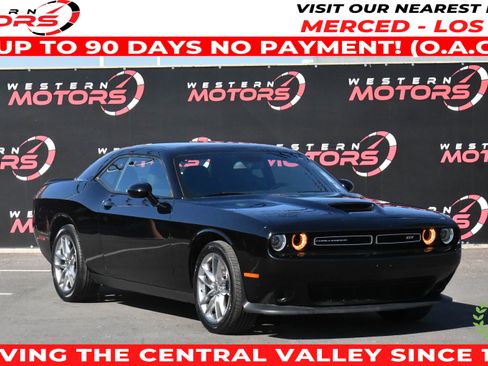 Used 2023 Dodge Challenger GT image 1