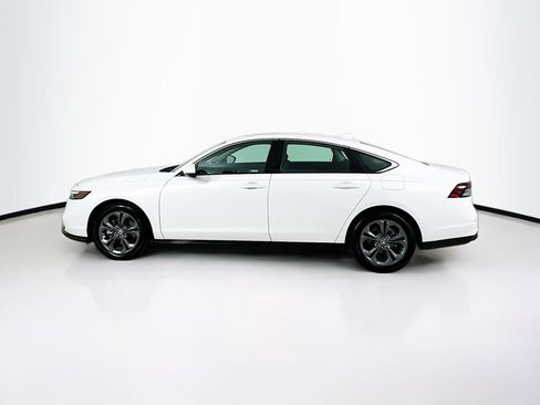 Used 2025 Honda Accord EX-L image 4