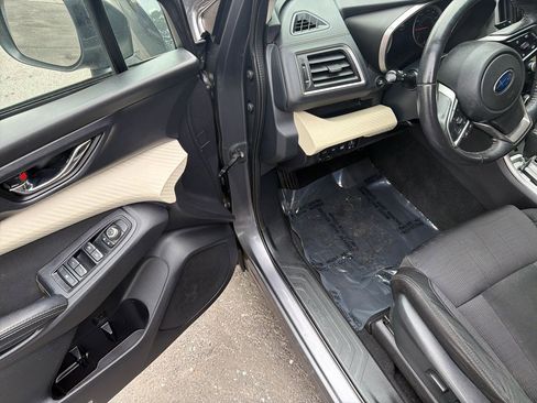 Used 2022 Subaru Ascent Premium w/ Convenience Package AWD/4WD image 10