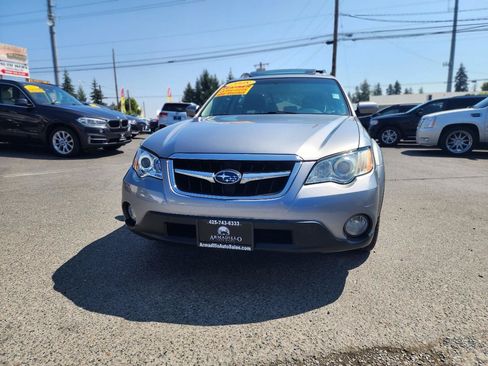 Used 2008 Subaru Outback 2.5i Limited AWD/4WD image 3