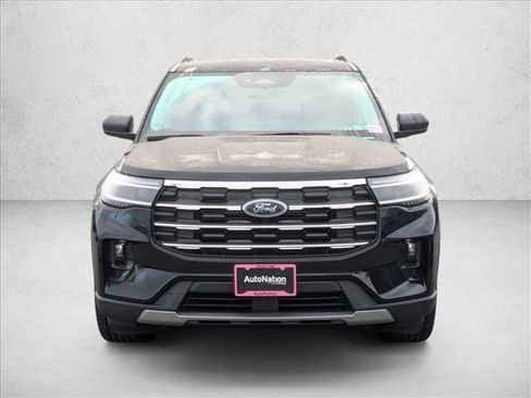 New 2026 Ford Explorer Active w/ Active Comfort Package image 6