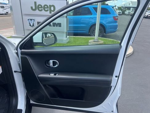 Used 2024 Hyundai Ioniq 5 SE RWD image 36