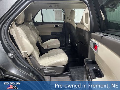 Used 2020 Ford Explorer Platinum image 19