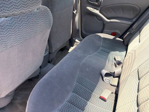 Used 2001 Pontiac Grand Am SE FWD image 14