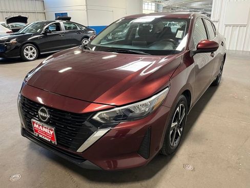 Used 2024 Nissan Sentra SV FWD image 7