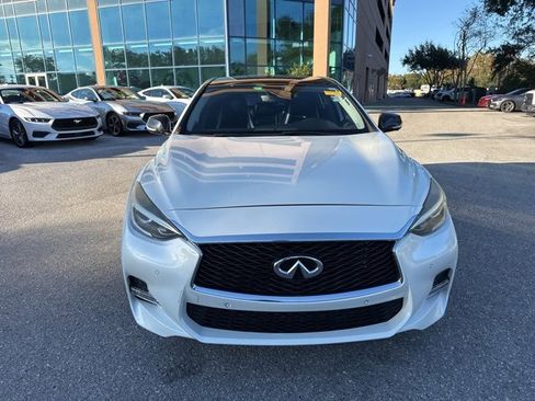 Used 2018 INFINITI QX30 Sport w/ Cargo Package image 10