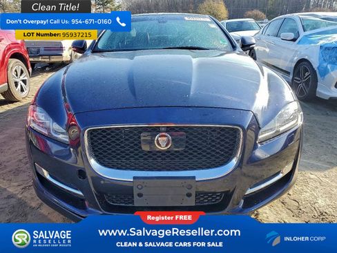 Used 2016 Jaguar XJ R-Sport image 7