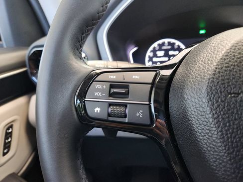 Used 2025 Honda Pilot Touring image 28