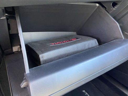 Used 2025 Toyota Corolla LE image 29