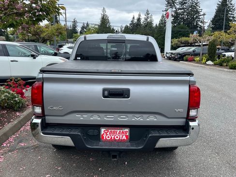 Certified 2020 Toyota Tacoma SR5 AWD/4WD image 8