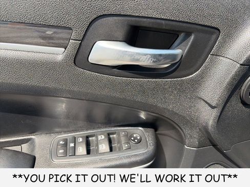 Used 2019 Chrysler 300 Touring w/ Sport Appearance Package RWD image 11