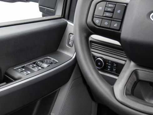 Used 2024 Ford F250 XL w/ STX Appearance Package AWD/4WD image 19