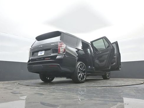 Used 2022 Chevrolet Tahoe RST w/ Luxury Package AWD/4WD image 47
