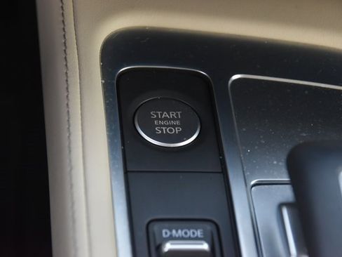 Certified 2025 INFINITI QX60 Luxe image 40