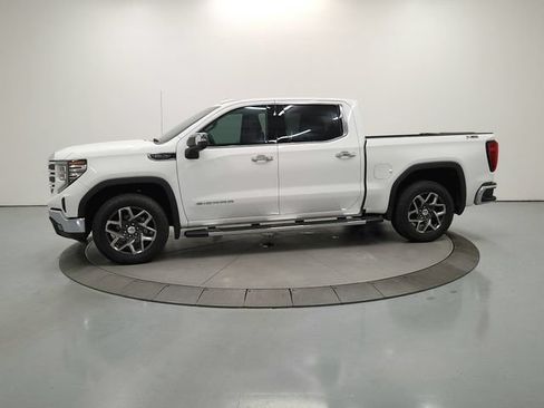 Used 2025 GMC Sierra 1500 SLT w/ SLT Premium Package AWD/4WD image 4