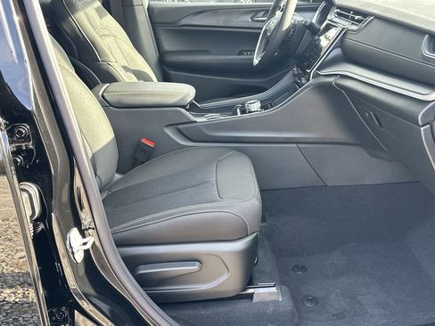 New 2025 Jeep Grand Cherokee L Laredo w/ Luxury Tech Group I image 13