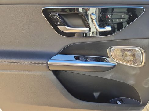 New 2026 Mercedes-Benz GLC 300 GLC 300 image 15