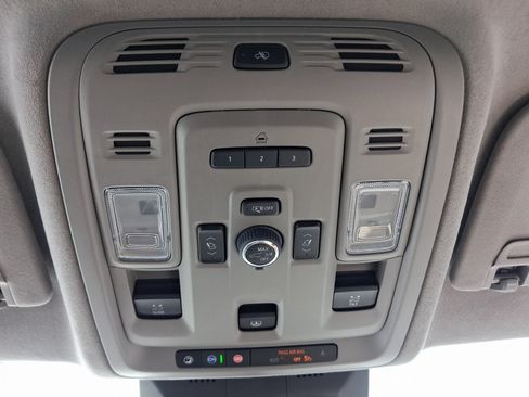 Used 2024 Cadillac Escalade Sport Platinum w/ LPO, ONYX Package AWD/4WD image 30