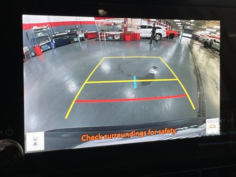 Used 2024 Toyota RAV4 XLE w/ Convenience Package image 25