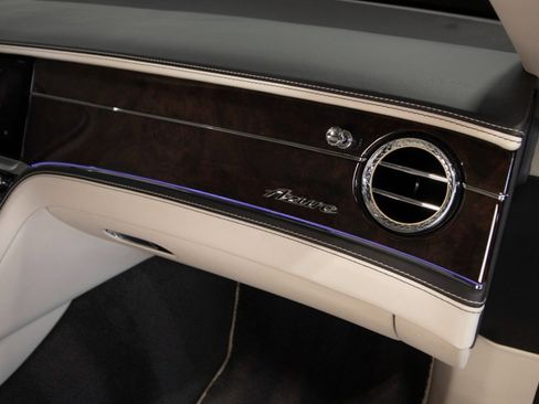 Used 2023 Bentley Flying Spur Azure image 54