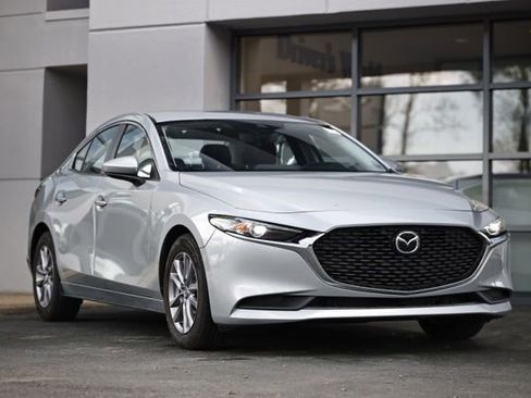 Used 2021 MAZDA MAZDA3 Sedan FWD image 1