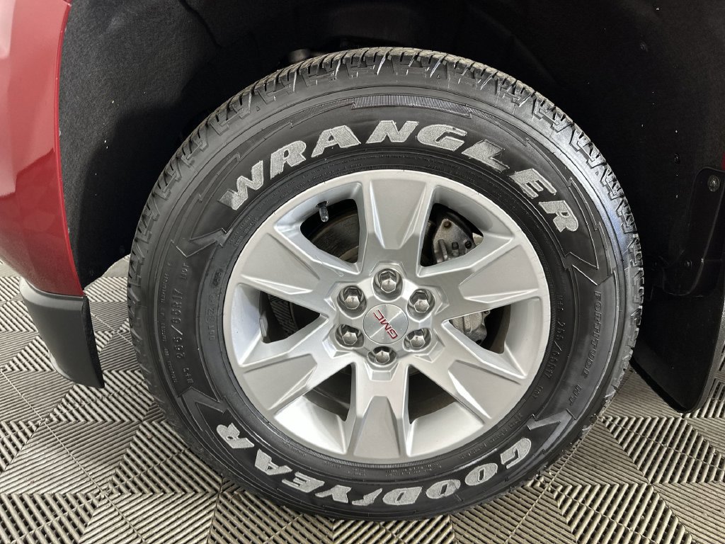 Used 2017 GMC Canyon SLE RWD image 32