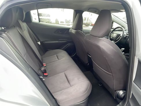 Used 2024 Toyota Prius LE image 16