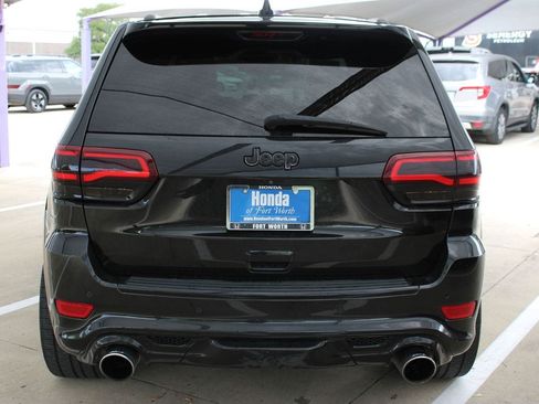 Used 2014 Jeep Grand Cherokee SRT8 w/ Luxury Group II AWD/4WD image 4