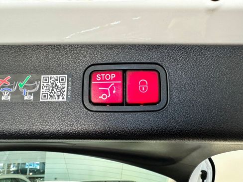 Certified 2025 Mercedes-Benz E 450 4MATIC All-Terrain Wagon image 34