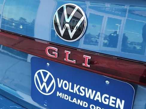 New 2026 Volkswagen Jetta GLI Autobahn image 10