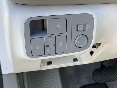 New 2025 Hyundai Ioniq 6 SEL RWD image 11