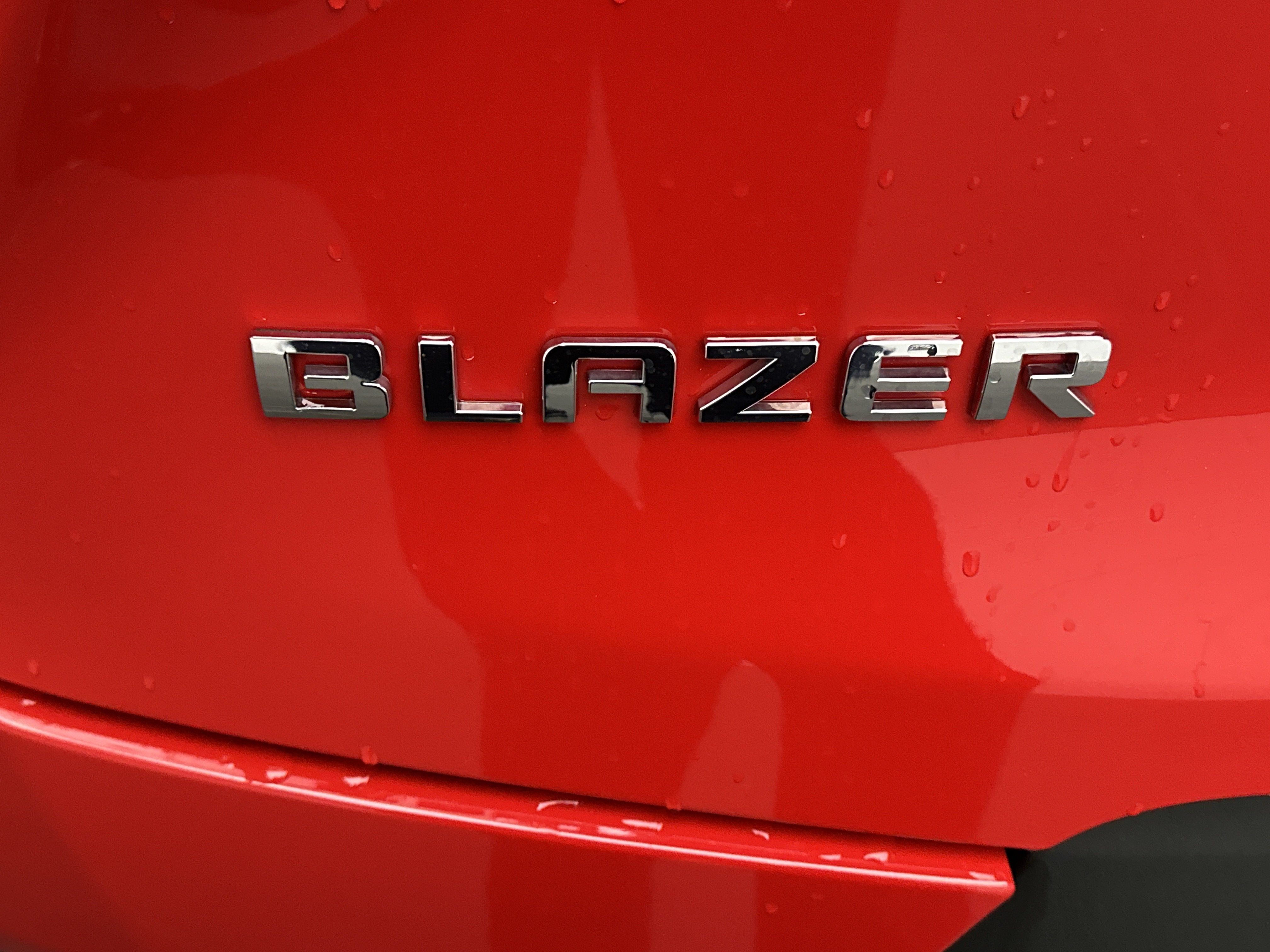 Used 2024 Chevrolet Blazer LT w/ LPO, Floor Liner Package FWD image 12