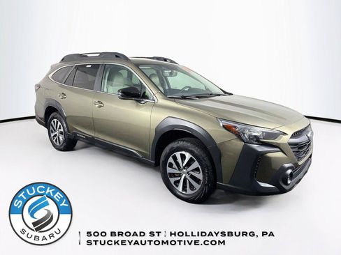 Used 2025 Subaru Outback Premium w/ Popular Package #1A AWD/4WD image 1