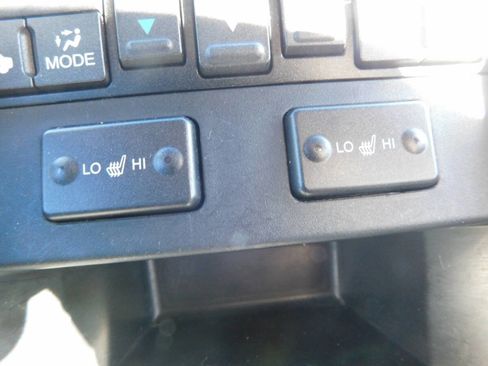 Used 2011 Honda Pilot EX-L image 18