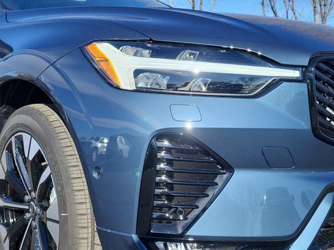 New 2026 Volvo XC60 B5 Plus w/ Protection Package Premier image 5