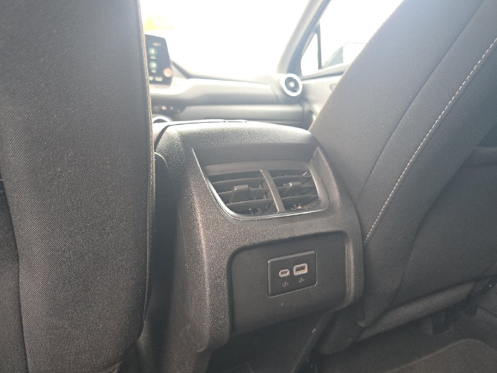 Used 2025 Chevrolet Blazer LT AWD/4WD image 23