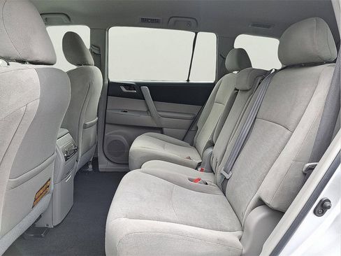 Used 2011 Toyota Highlander 4WD image 11